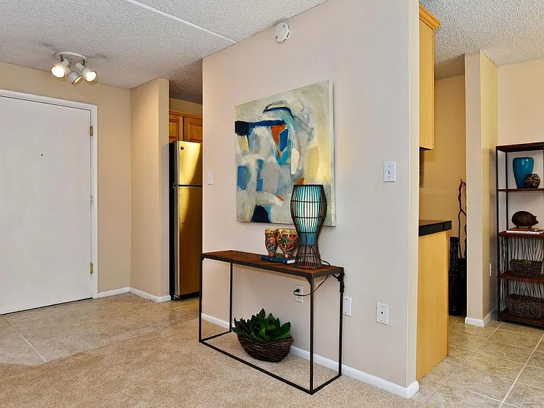 1267 N Lafayette St #204 — Photo 12