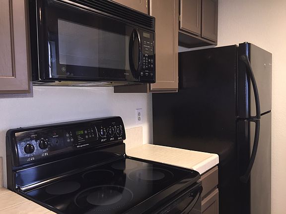 2nd image of 4757 Mansfield St APT A