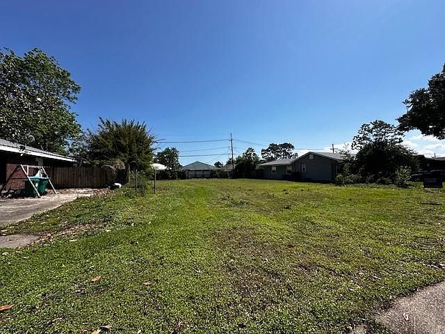 1st image of 219 John Hopkins Dr