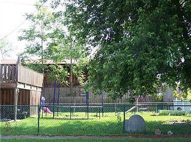 2nd image of 206 1st St