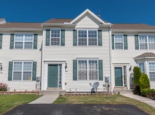1159 Ledge Dr, York, PA 17408