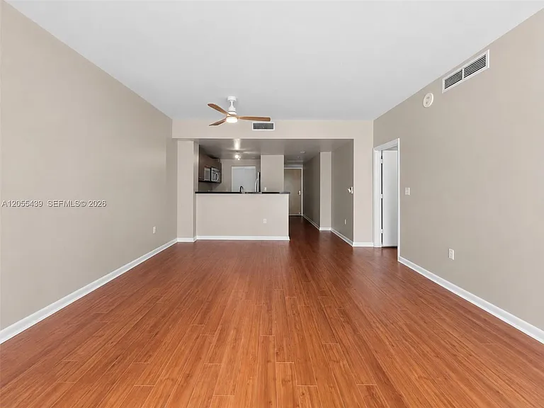 253 NE 2nd St #1804 — Photo 11