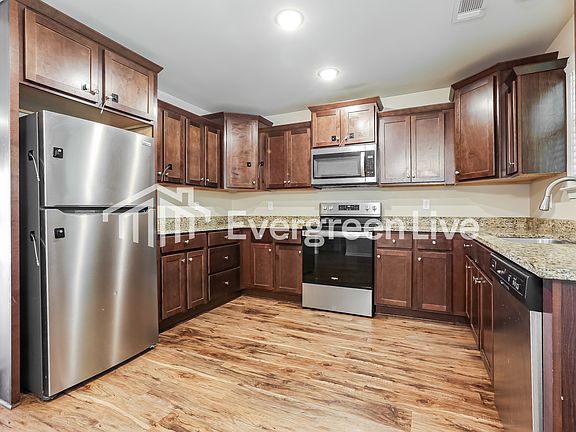 5th image of 1113 Heritage Way