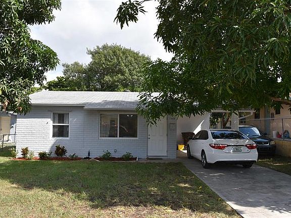 2nd image of 1009 Green St