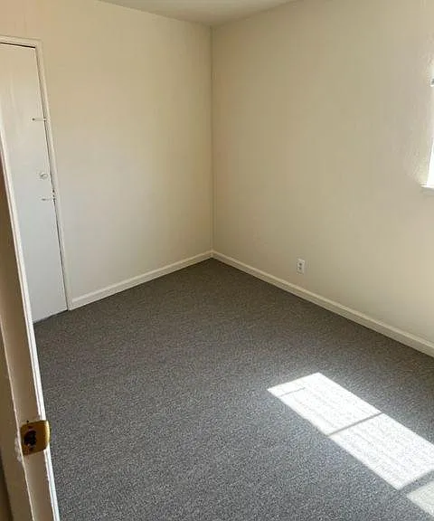 252 Acton Pl #5 — Photo 9