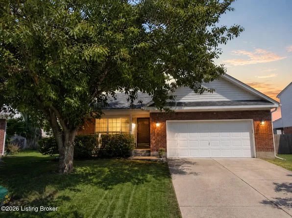5103 Rising Oak Ct, Louisville, KY 40245