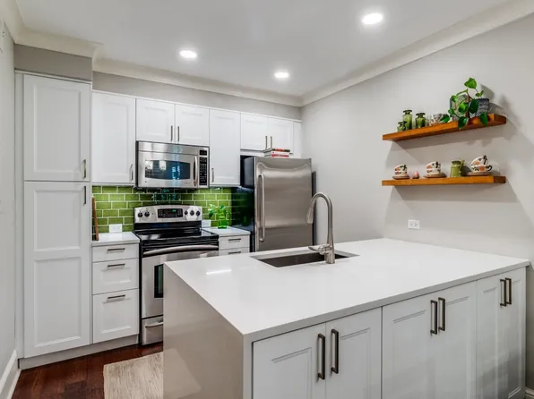 5934 Sandhurst Ln APT 208, Dallas, TX 75206