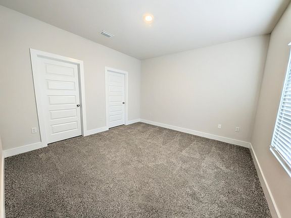 4th image of 9907 Starling Dr