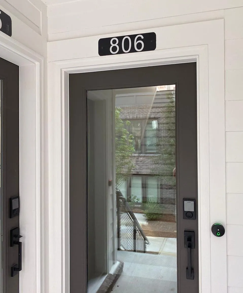 395 Pratt Dr SE — Photo 3