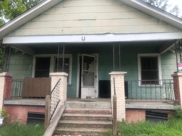 827 Gray St, Newberry, SC 29108