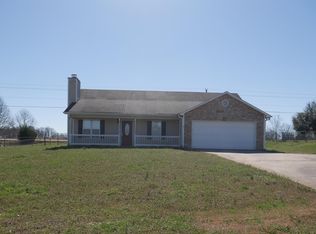 921 Justin Dr, Winder, GA