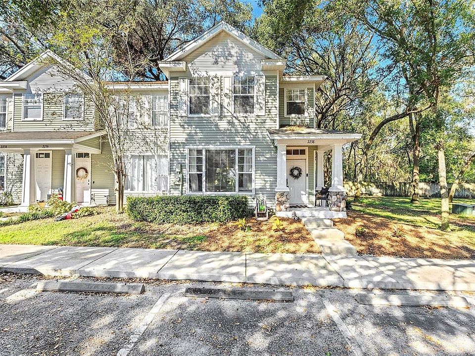 1st image of 2238 Golden Oak Ln