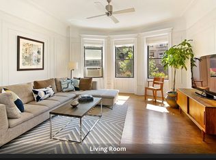 563 8th St APT 1R, Brooklyn, NY 11215