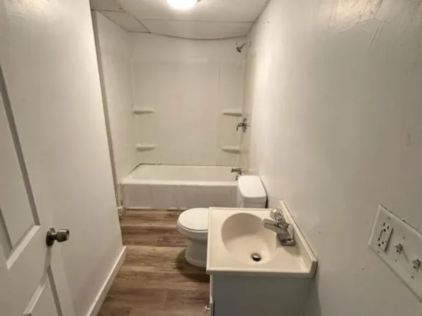 14 Bridge Ct #16, Gilbertville, MA 01031