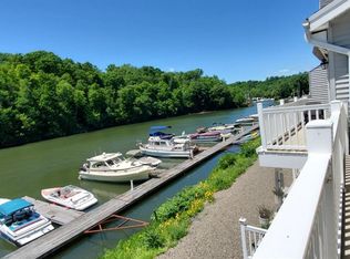 23 Marina Dr, Catskill, NY 12414