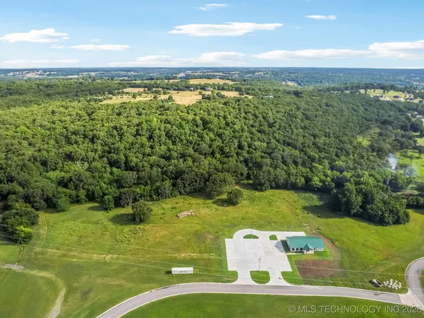 Mill St, Tahlequah, OK 74464