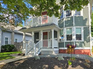 33 Ferris Ave #1, Rumford, RI 02916