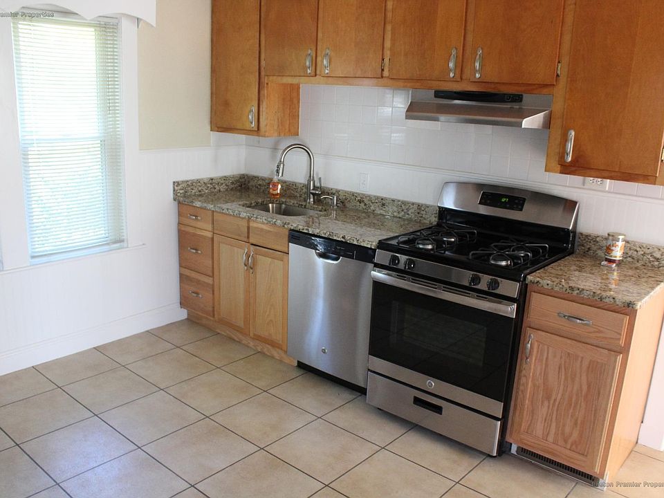 2nd image of 105 Verchild St