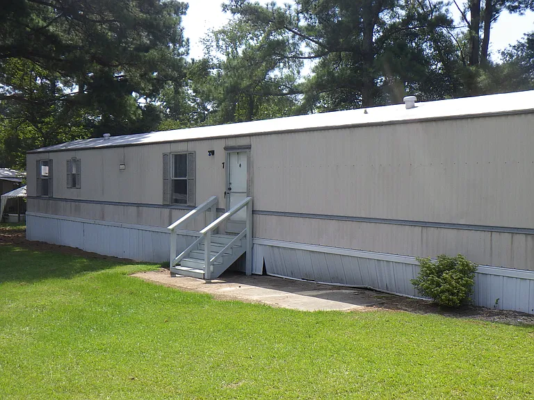 553 Country Ln #7 — Photo 21