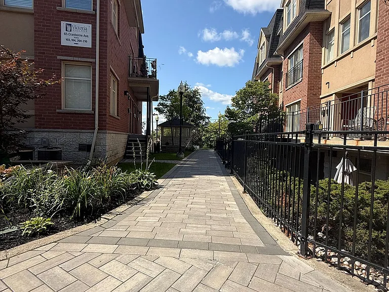1496 Victoria Park Ave #238 — Photo 9