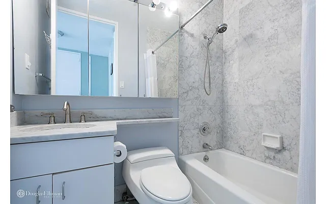 Rented by Douglas Elliman | media 24