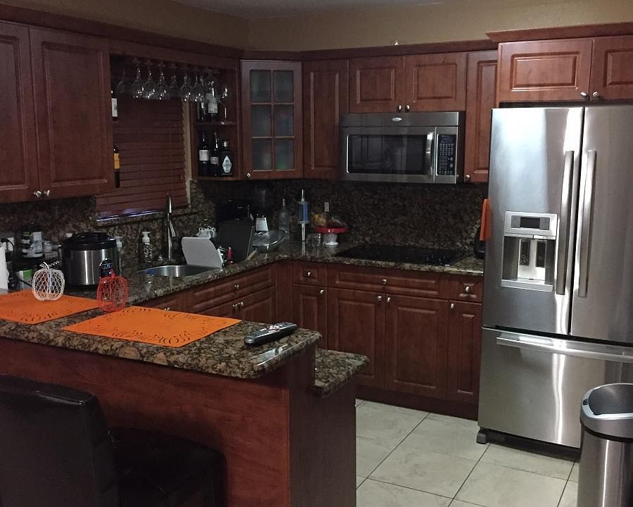 1st image of 10601 NW 88th Ave