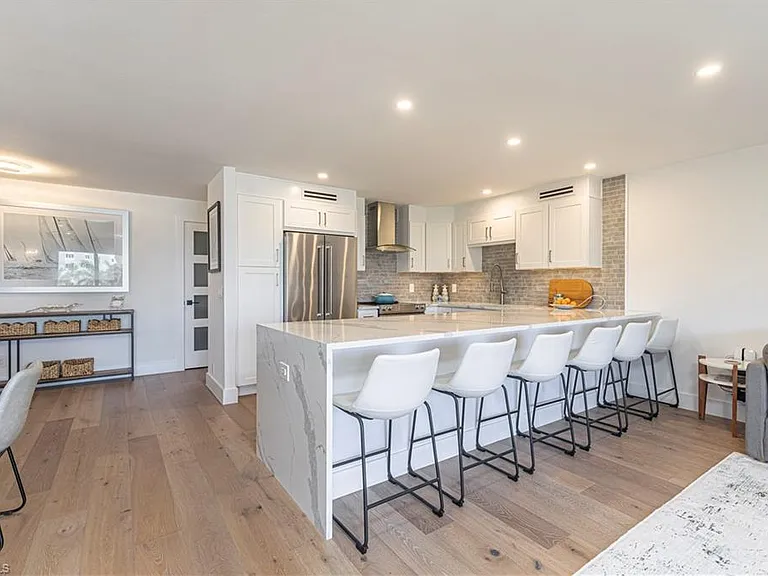 2880 Gulf Shore Blvd N #509 — Photo 7
