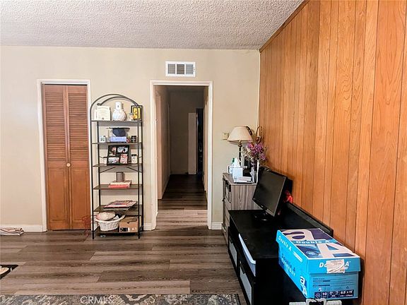 5th image of 1110 Cabana Ave