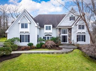 8 Pine Ridge Rd, Bedford, NY 10506