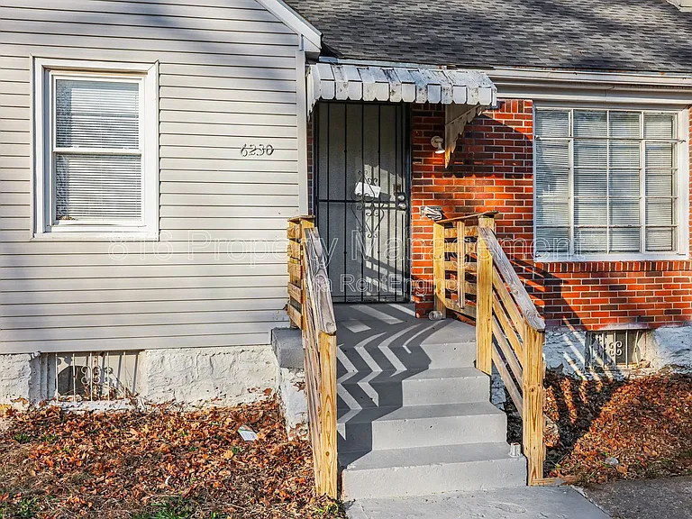 6230 Agnes Ave — Photo 13