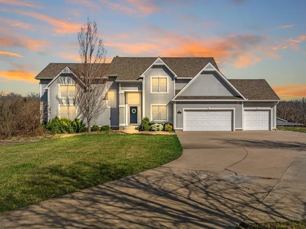 5100 SW 53rd St, Topeka, KS 66610