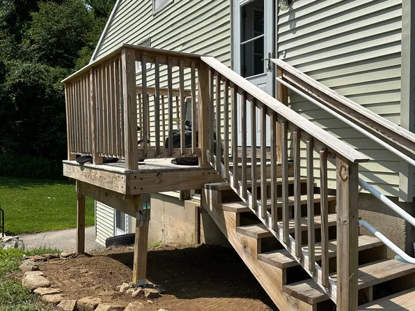 6 Poplar Ln APT C, Storrs Mansfield, CT 06268