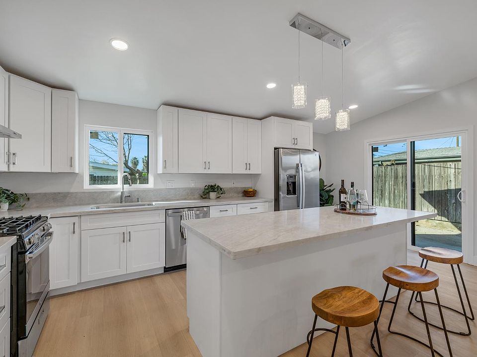 1st image of 3628 Floral Dr