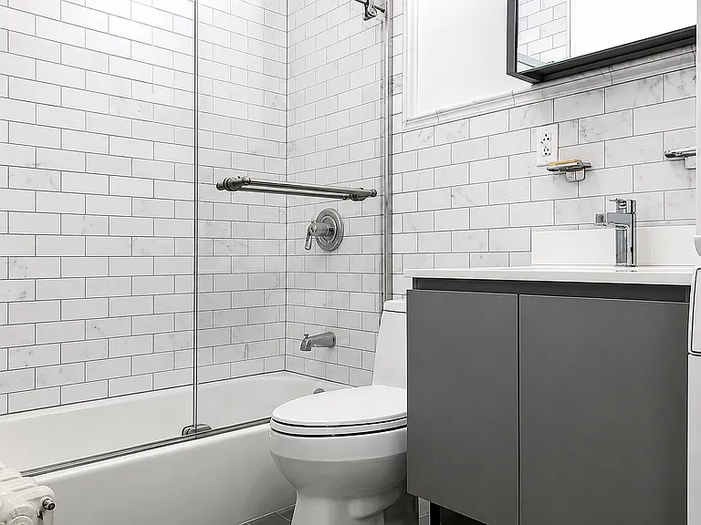 125 E 39th St #5F — Photo 5