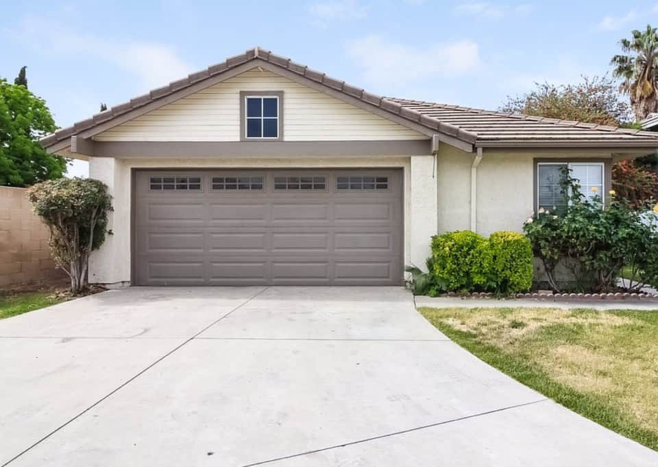 1st image of 2335 Bayberry Way