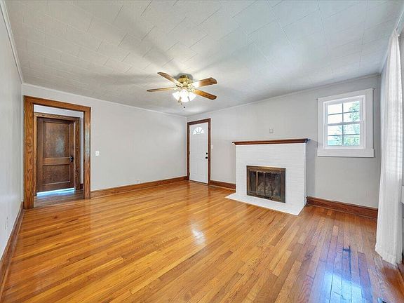 5th image of 49 Coaling Rd