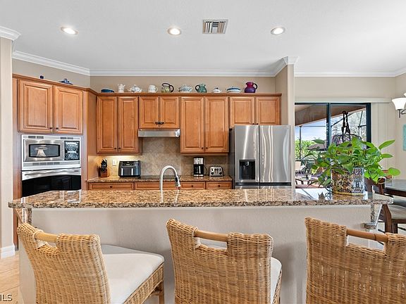 5th image of 11035 Longwing Dr