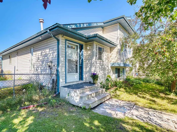 13028 34th St NW, Edmonton, AB T5A 5G7