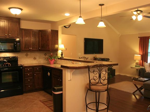 2nd image of 2515 Alta Mira Dr