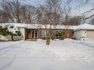 43 Del Prado Dr, Bristol, CT 06010