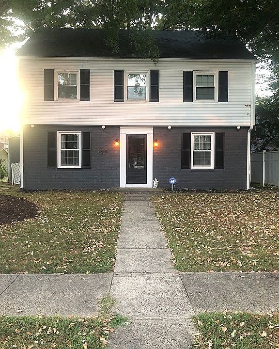 1st image of 2101 Elm St