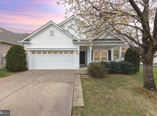 11 Hanover Dr, Fredericksburg, VA 22406