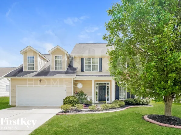 705 Hawthorn Ridge Dr, Whitsett, NC 27377