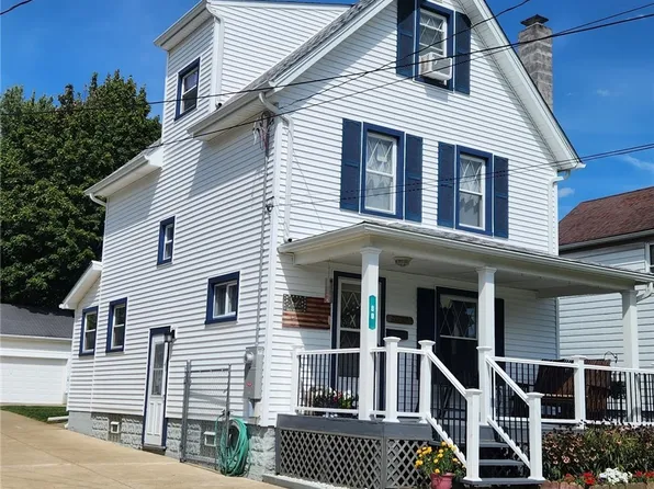 80 Smithsonian St, Girard, OH 44420