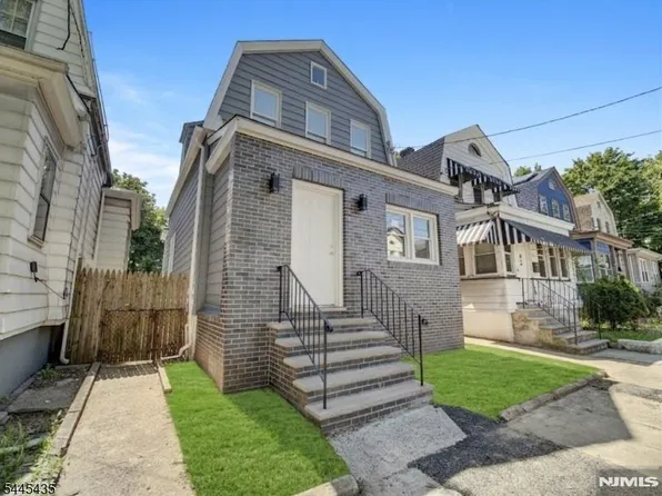 94 Washington Avenue, Irvington, NJ 07111