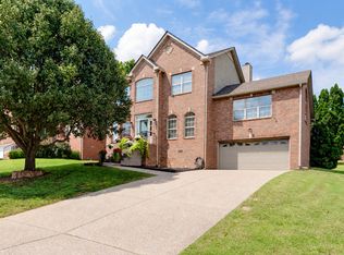 127 Coarsey Blvd, Hendersonville, TN 37075