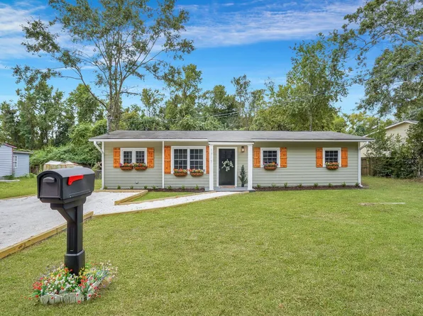 1717 Daytona Dr, Charleston, SC 29407