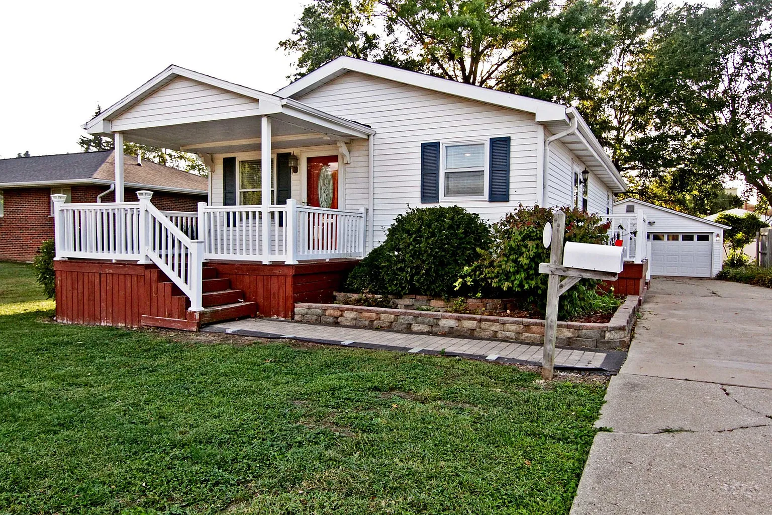 904 N Jackson St photo 1