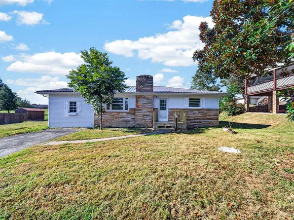 509 N King St, Burkesville, KY 42717