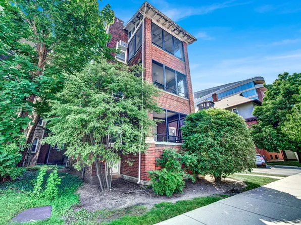 624 Clark St, Evanston, IL 60201